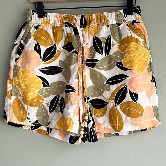 Rachel Zoe Linen Shorts Floral Hawaiian Print Comfy Elastic Waist Beaded Tie M - Picture 1 of 11